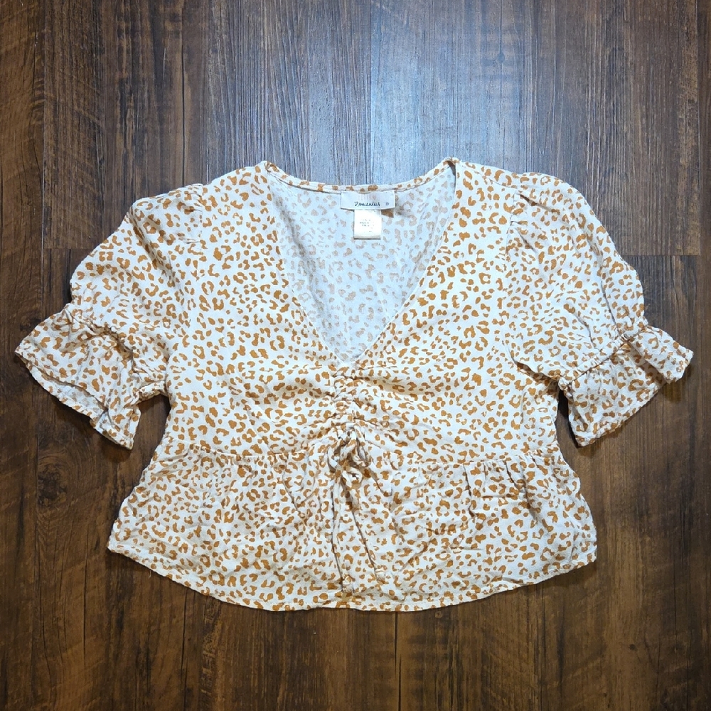 Urban Romantics Cream Leopard Crop XS